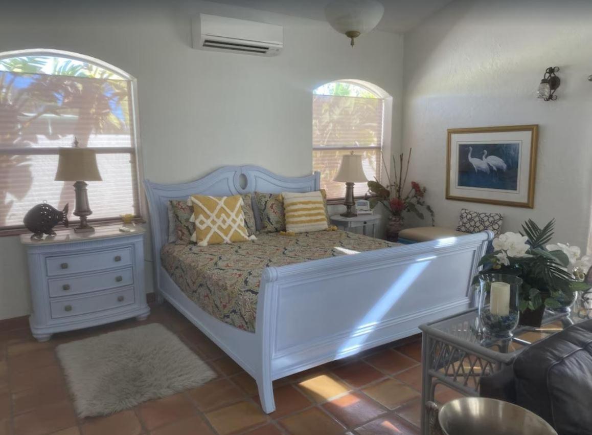 Pool/Waterfront Home 5 Min Walk To Siesta Key Village And Beach Exterior foto